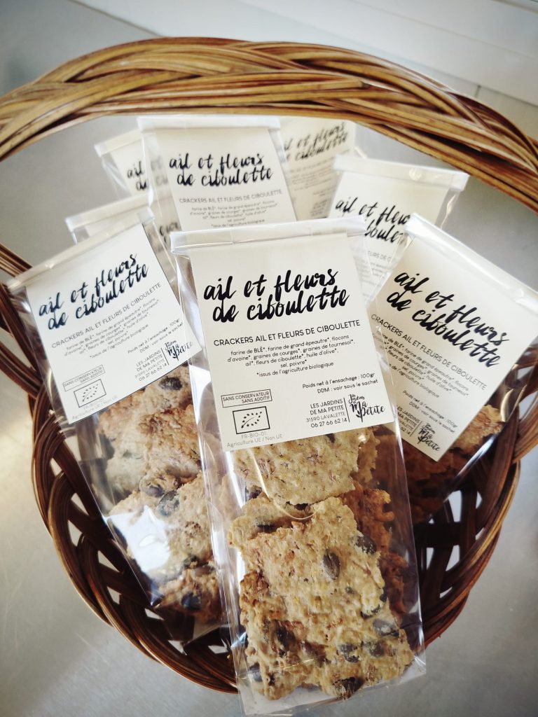 Crackers ail et fleur de ciboulette - Les jardins de ma petite